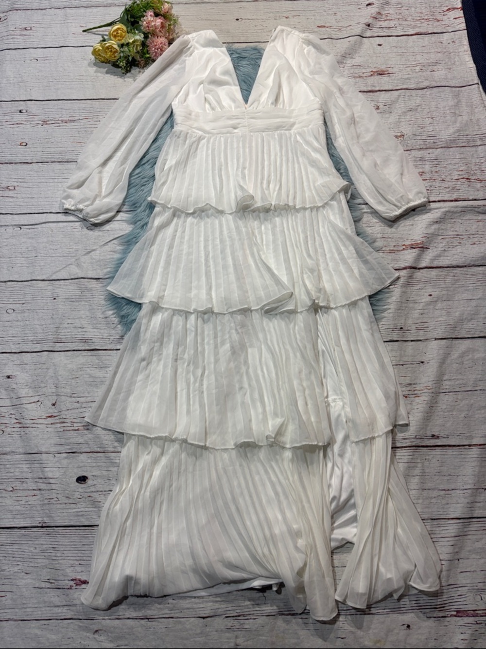 NWT Lulus Graceful Finesse White Pleated Long Sleeve Maxi Dress - Picture 2 of 9